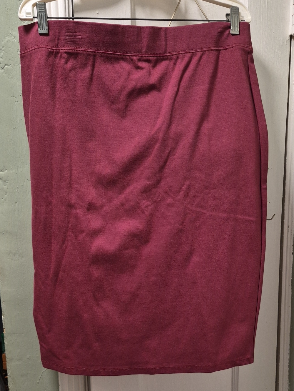 iris Maroon Pencil Skirt
